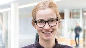Portrait Dr Kathrin Fröhlich.